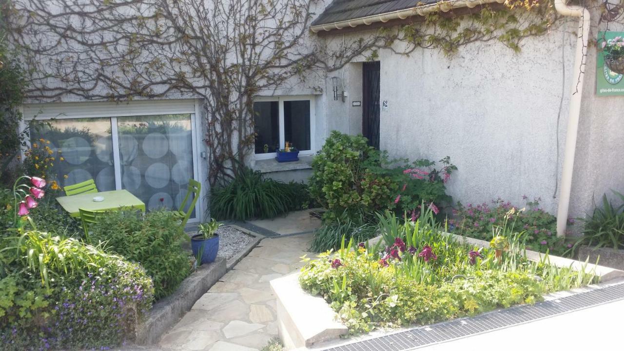 Les Nympheas, Appart Au Calme Et Grand Jardin A 15 Min De Disneyland, Crecy-la-Chapelle Exterior foto